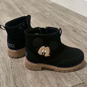 Tucker &Tate Mickey Mouse boots, toddler size 7